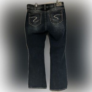 Women’s Silver brand mid boot cut jean size 16/31